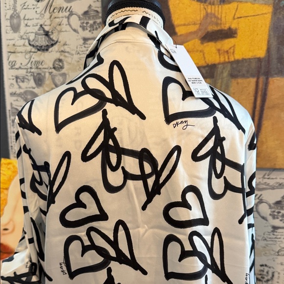DKNY White and Black Heart Pattern Blouse - Picture 15 of 16